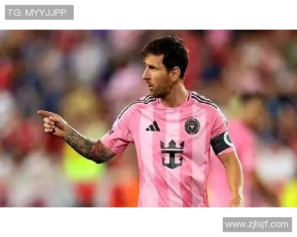 足球明星年薪高达7000万美元引发全球关注与讨论